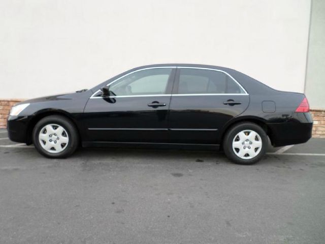 2007 Honda Accord 2dr Reg Cab 120.5 WB