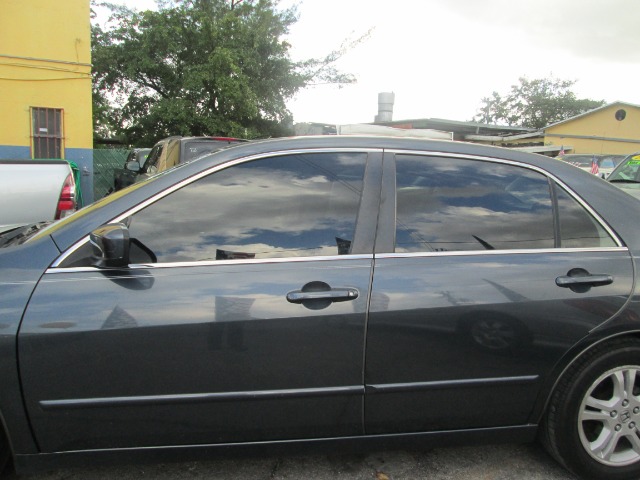 2007 Honda Accord 2dr Reg Cab 120.5 WB