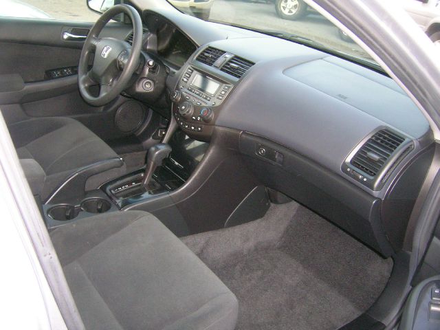 2007 Honda Accord 2dr Reg Cab 120.5 WB