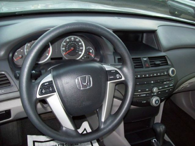 2008 Honda Accord 2dr Reg Cab 120.5 WB