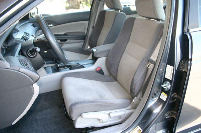 2008 Honda Accord 2dr Reg Cab 120.5 WB