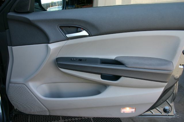 2008 Honda Accord 2dr Reg Cab 120.5 WB