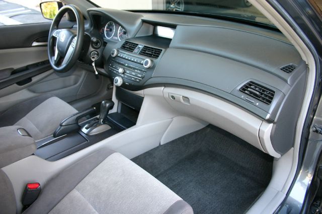 2008 Honda Accord 2dr Reg Cab 120.5 WB