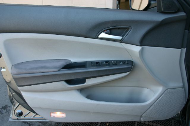 2008 Honda Accord 2dr Reg Cab 120.5 WB