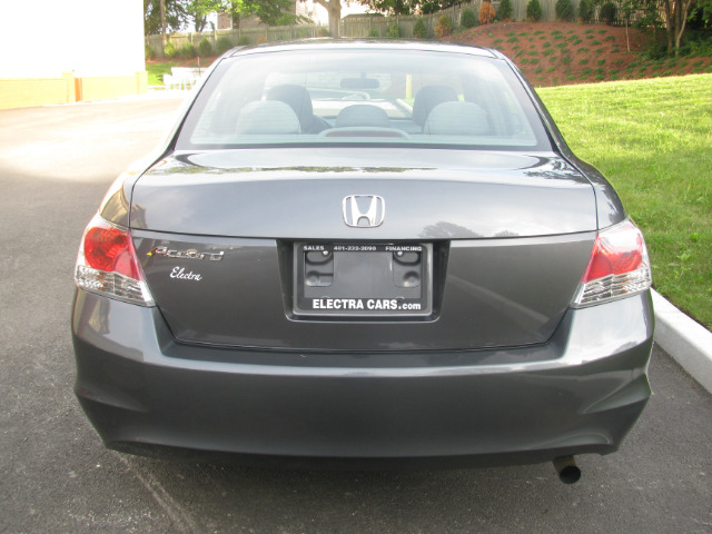 2008 Honda Accord 2dr Reg Cab 120.5 WB