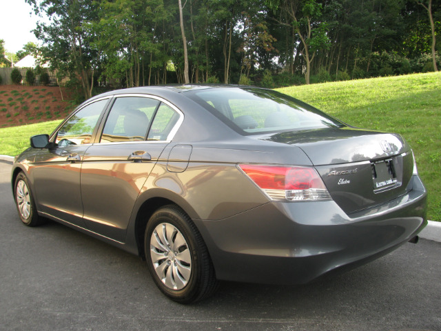 2008 Honda Accord 2dr Reg Cab 120.5 WB