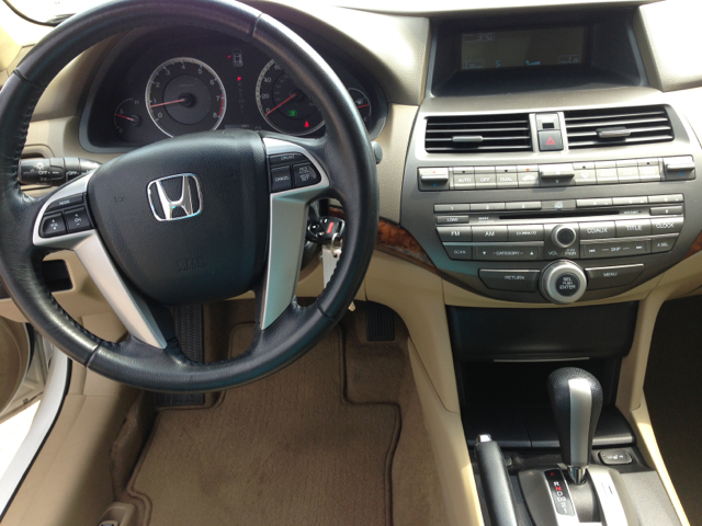 2008 Honda Accord XLS Popular 2WD