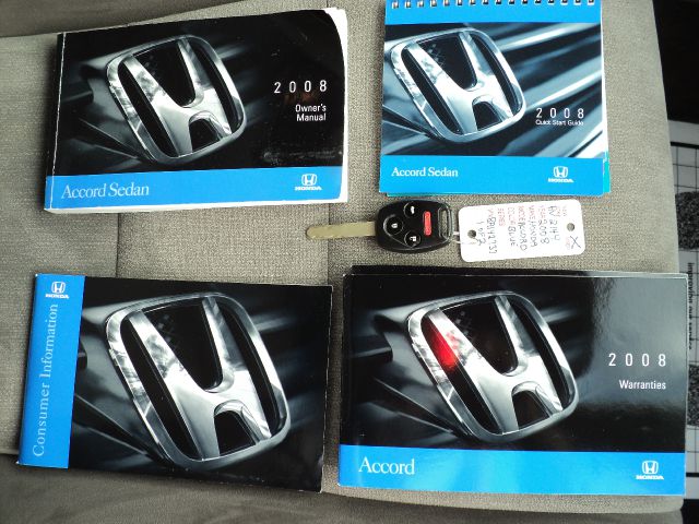 2008 Honda Accord 2dr Reg Cab 120.5 WB