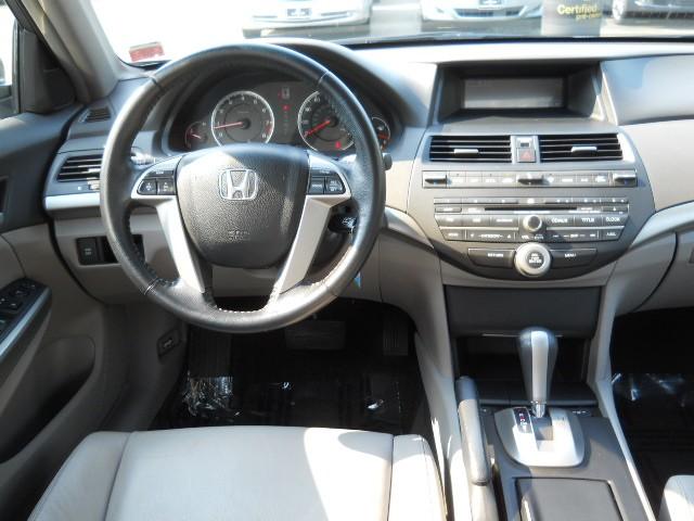 2009 Honda Accord 4dr XLS