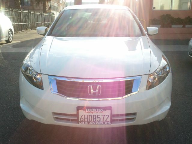 2009 Honda Accord 2dr Reg Cab 120.5 WB