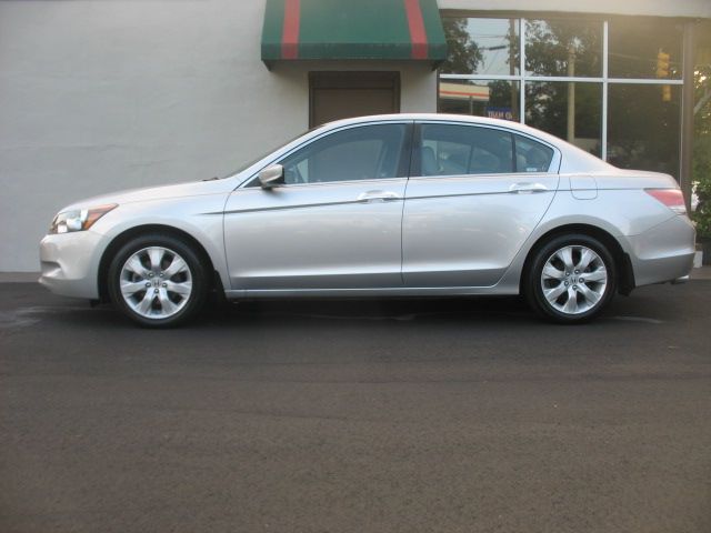 2009 Honda Accord XLS Popular 2WD