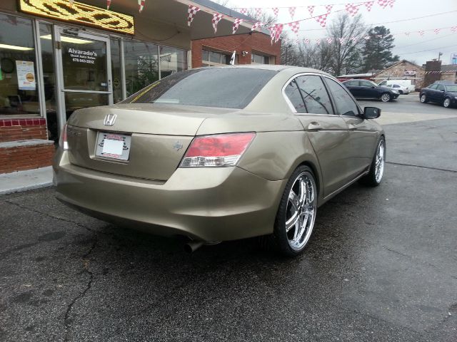 2009 Honda Accord 2dr Reg Cab 120.5 WB