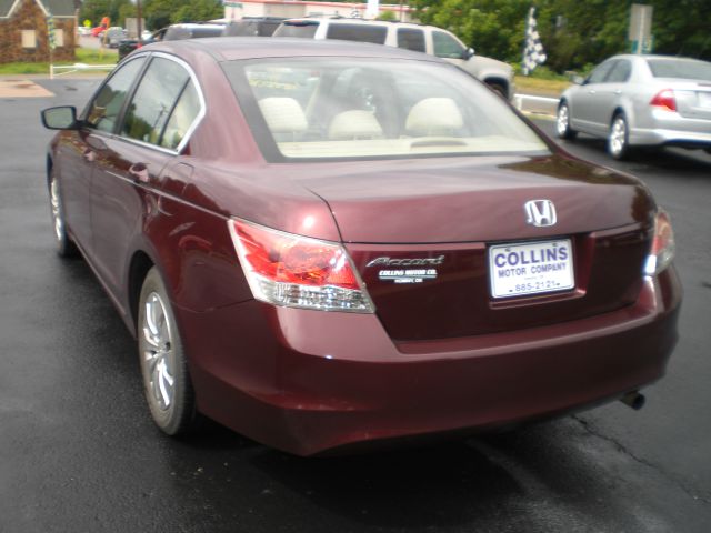 2009 Honda Accord 2dr Reg Cab 120.5 WB