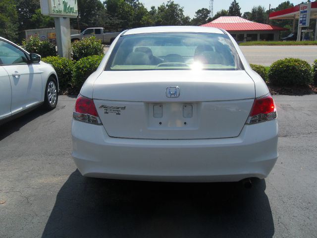 2009 Honda Accord 2dr Reg Cab 120.5 WB