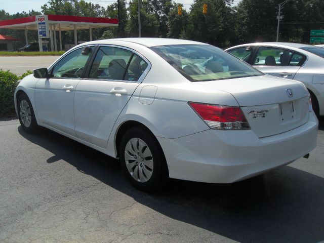 2009 Honda Accord 2dr Reg Cab 120.5 WB