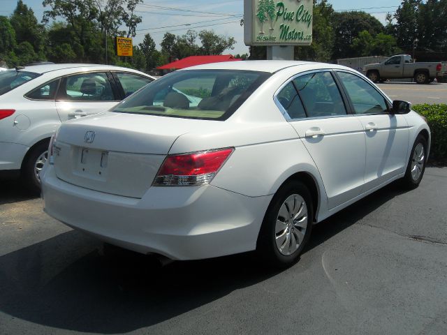 2009 Honda Accord 2dr Reg Cab 120.5 WB