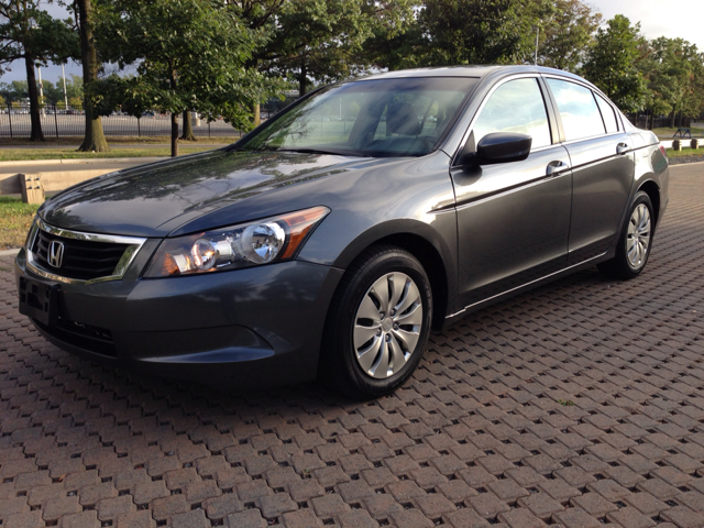2009 Honda Accord 2dr Reg Cab 120.5 WB