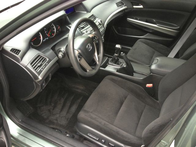 2010 Honda Accord ZQ8 LS