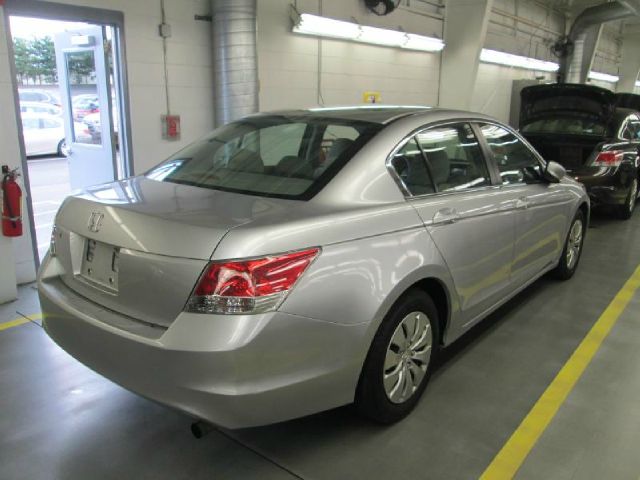 2010 Honda Accord 2dr Reg Cab 120.5 WB