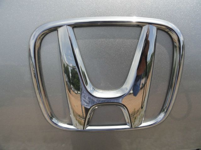 2010 Honda Accord 2dr Reg Cab 120.5 WB