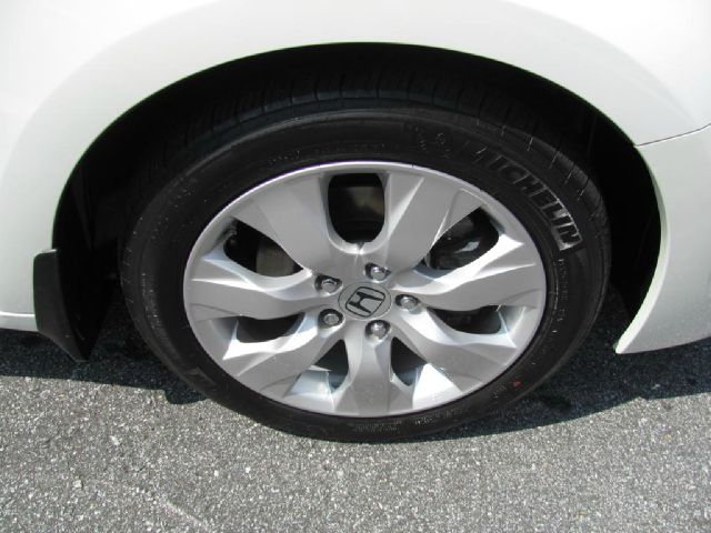 2010 Honda Accord XLS Popular 2WD