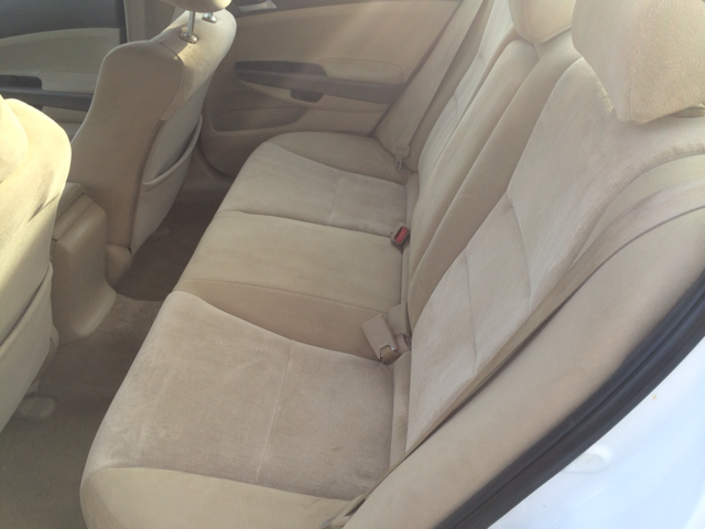 2010 Honda Accord 2dr Reg Cab 120.5 WB