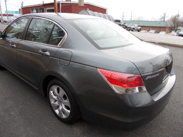 2010 Honda Accord ZQ8 LS