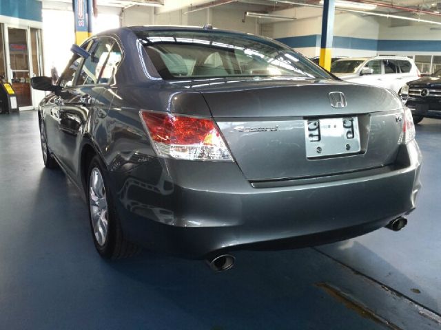 2010 Honda Accord XLS Popular 2WD