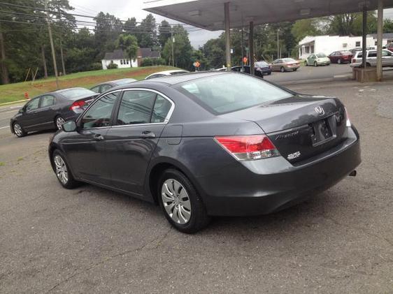 2010 Honda Accord 2dr Reg Cab 120.5 WB
