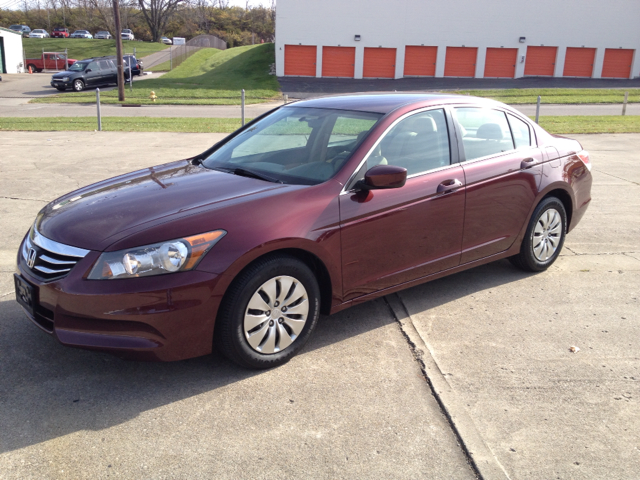 2011 Honda Accord 2dr Reg Cab 120.5 WB