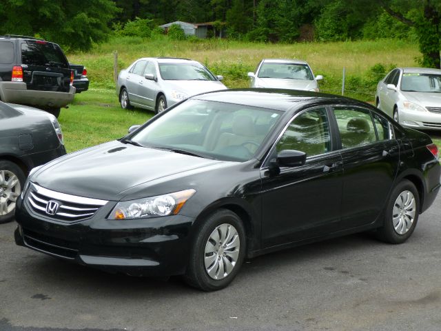 2011 Honda Accord 2dr Reg Cab 120.5 WB