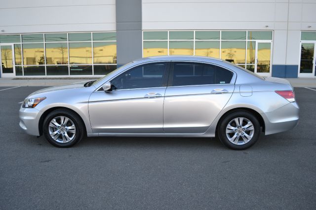 2011 Honda Accord 3500 Reg. Cab 8-ft. Bed D