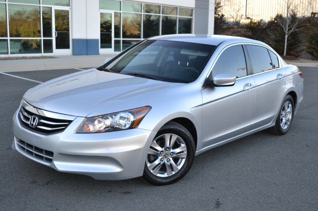 2011 Honda Accord 3500 Reg. Cab 8-ft. Bed D