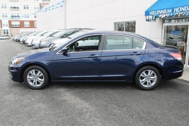 2011 Honda Accord Ses-leather-sunroof