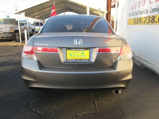 2011 Honda Accord 2dr Reg Cab 120.5 WB