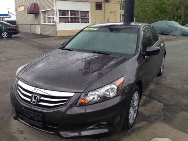 2011 Honda Accord XLS Popular 2WD