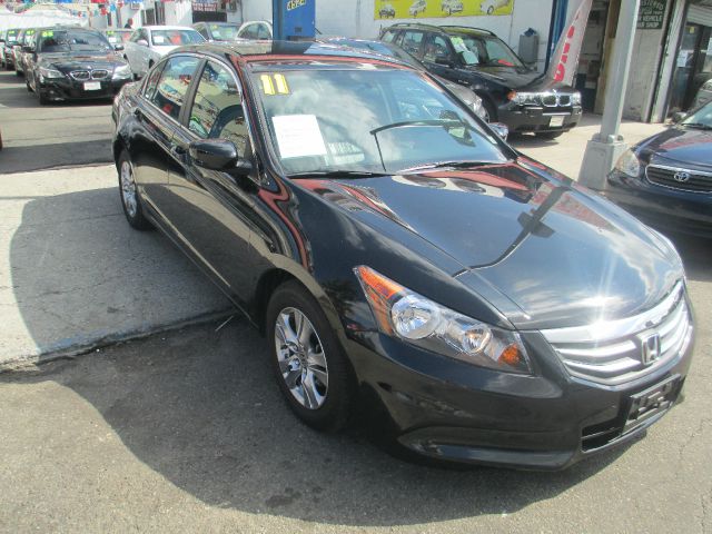 2011 Honda Accord 3500 Reg. Cab 8-ft. Bed D
