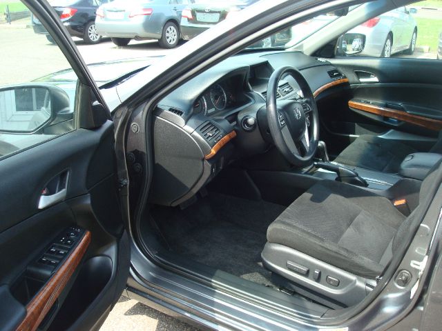 2012 Honda Accord ZQ8 LS