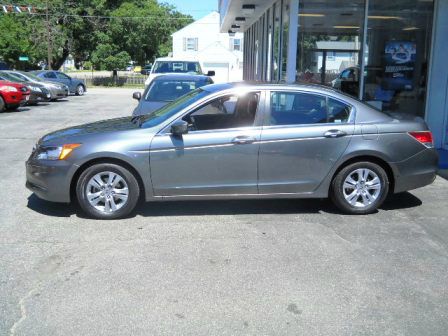2012 Honda Accord Ltd - Htd Leather Moonroof
