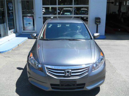 2012 Honda Accord Ltd - Htd Leather Moonroof
