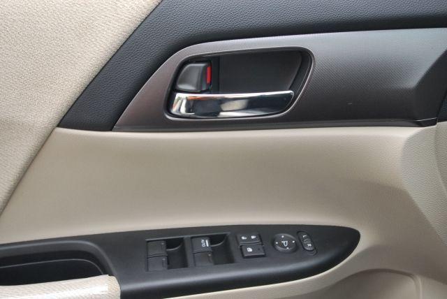 2013 Honda Accord 5.6 LE