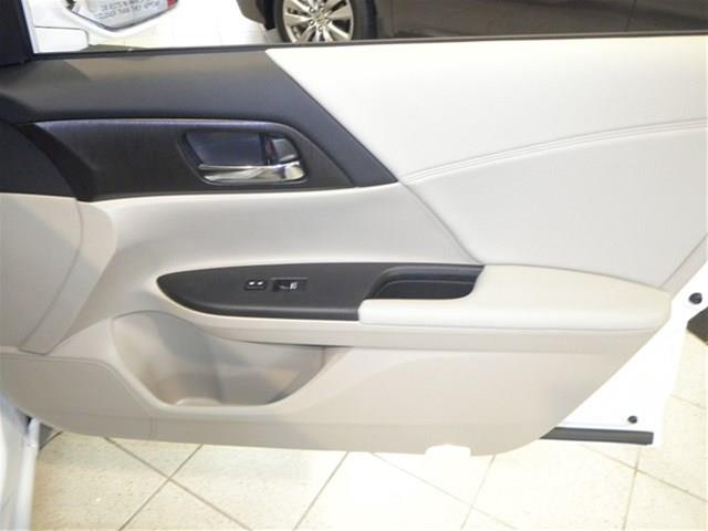 2013 Honda Accord Reg. Cab ST