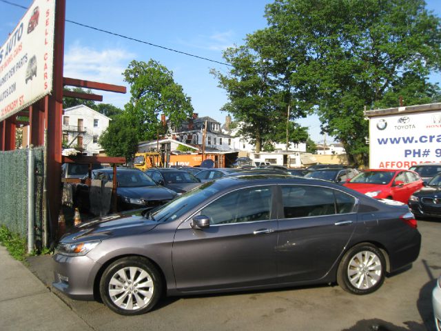 2013 Honda Accord Ford F250 FX4 Lariat