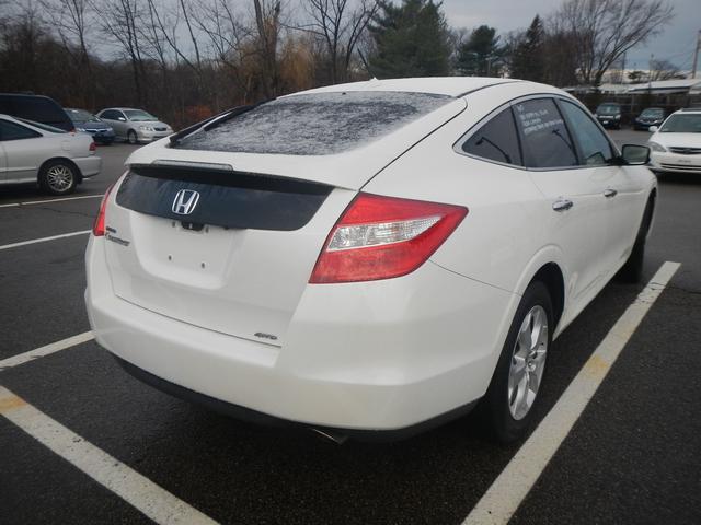 2010 Honda Accord Crosstour LS 2WD