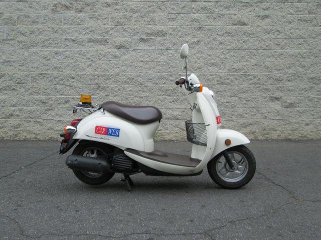 2009 Honda CHF 50 BASE 2D Coupe