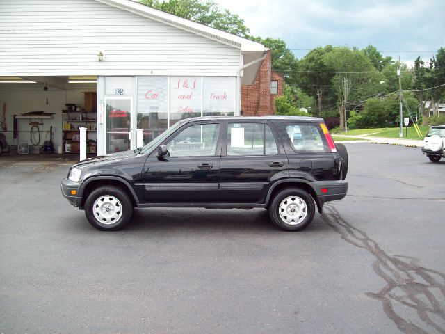 1999 Honda CR-V LS Truck