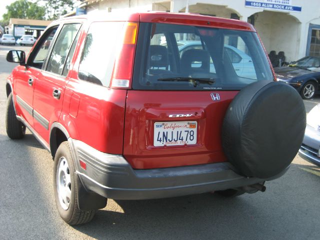 2000 Honda CR-V LS Truck