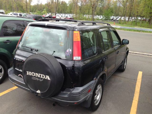 2001 Honda CR-V LS Truck
