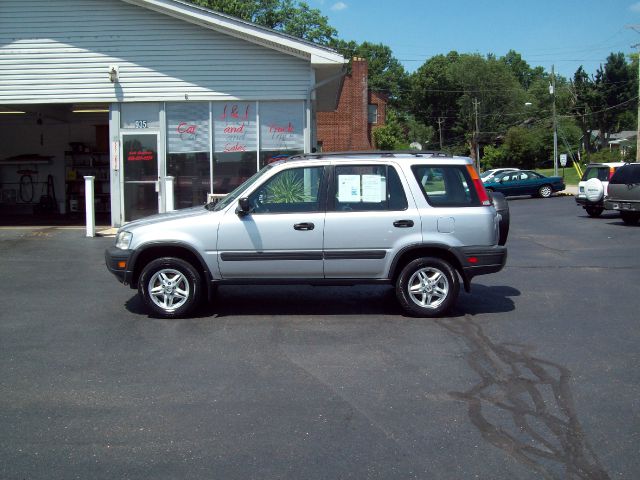 2001 Honda CR-V LS Truck