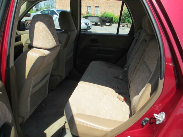 2002 Honda CR-V LS Truck